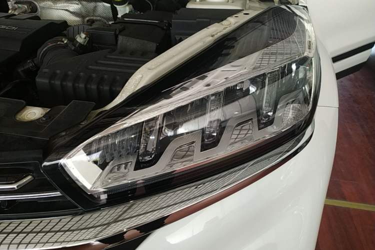 Used Chery Tiggo 8 2021 Kunpeng Edition 290TGDI Automatic Zhubfeng Version Left Front Headlight