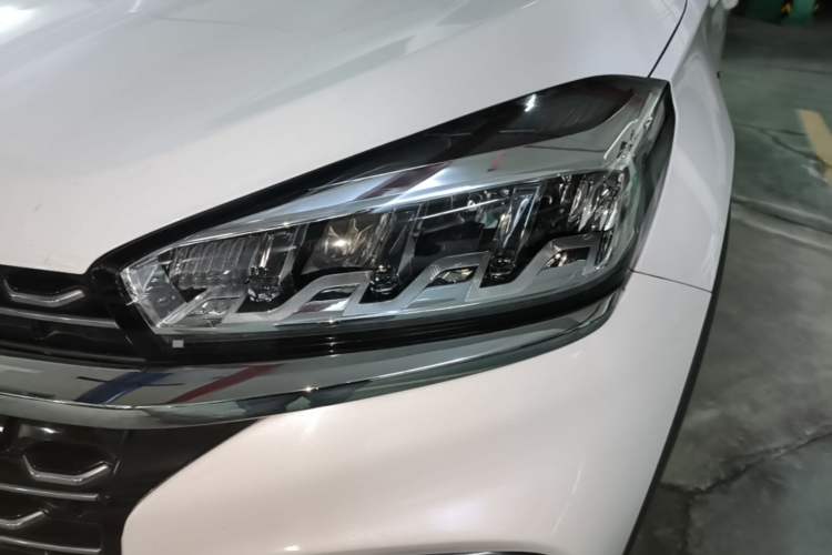 Used Chery Tiggo 8 2021 Kunpeng Edition 290TGDI Automatic Zhubfeng Version Left Front Headlight