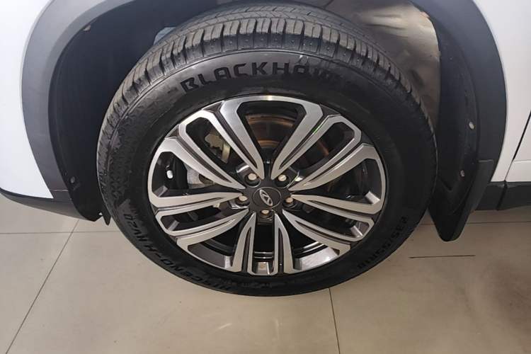 Used Chery Tiggo 8 2021 Kunpeng Edition 290TGDI Automatic Zhubfeng Version Left Front Wheel Hub