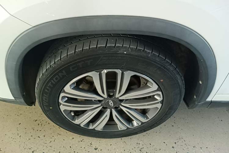 Used Chery Tiggo 8 2021 Kunpeng Edition 290TGDI Automatic Zhubfeng Version Left Front Wheel Hub