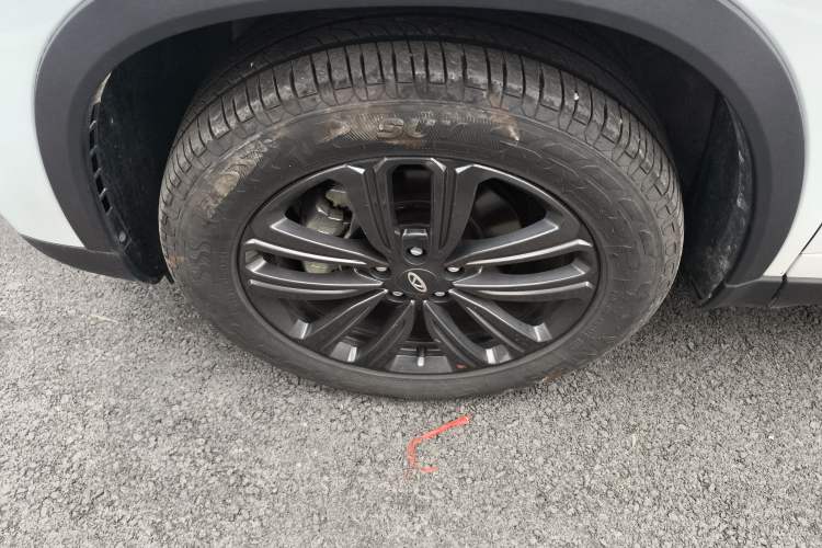 Used Chery Tiggo 8 2021 1.5 TCI Manual Siberia Edition 5 Seats Left Front Wheel Hub