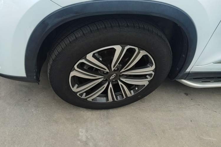 Used Chery Tiggo 8 2021 Kunpeng Edition 290TGDI Automatic Zhubfeng+ Version Left Front Wheel Hub