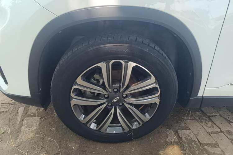 Used Chery Tiggo 8 2021 Kunpeng Edition 290TGDI Automatic Zhubfeng Version Left Front Wheel Hub