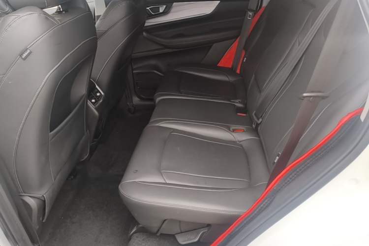 Used Chery Tiggo 8 2021 Kunpeng Edition 290TGDI Automatic Zhubfeng Version Left Rear Seat