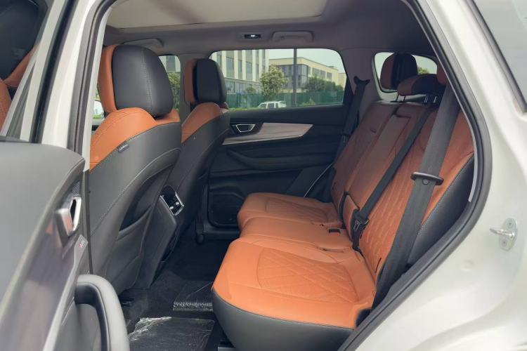 Used Chery Tiggo 8 2021 Kunpeng Edition 290TGDI Automatic Fuyao Version+ Left Rear Seat