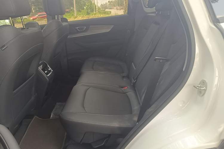 Used Chery Tiggo 8 2021 Kunpeng Edition 290TGDI Automatic Zhubfeng Version Left Rear Seat