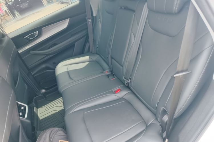 Used Chery Tiggo 8 2021 Kunpeng Edition 290TGDI Automatic Zhubfeng+ Version Left Rear Seat