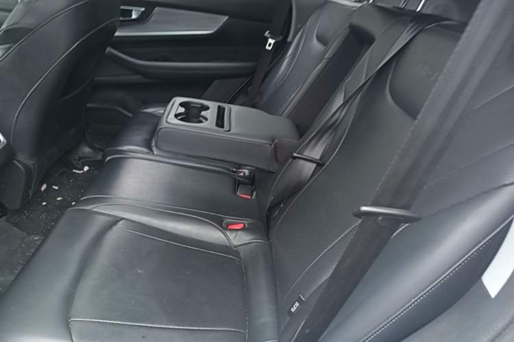 Used Chery Tiggo 8 2021 Kunpeng Edition 390TGDI Automatic Zhubfeng Version Left Rear Seat