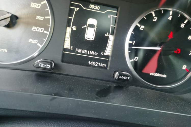 Used Chery Tiggo 8 2021 1.5 TCI Manual Siberia Edition 7-Seater Odometer Close Up