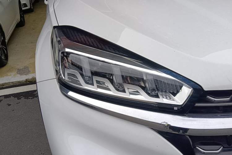 Used Chery Tiggo 8 2021 Kunpeng Edition 290TGDI Automatic Zhubfeng Version Right Front Headlight