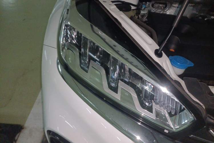 Used Chery Tiggo 8 2021 Kunpeng Edition 290TGDI Automatic Zhubfeng Version Right Front Headlight