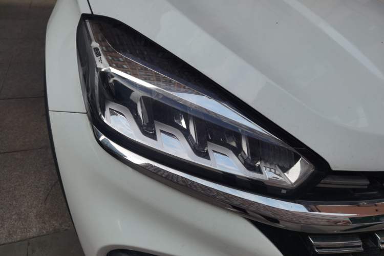 Used Chery Tiggo 8 2021 Kunpeng Edition 290TGDI Automatic Zhanchi Version Right Front Headlight
