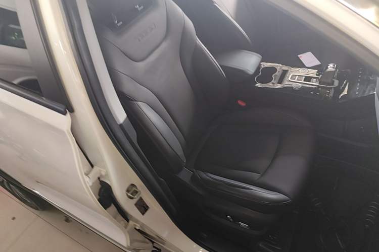 Used Chery Tiggo 8 2021 Kunpeng Edition 290TGDI Automatic Zhubfeng Version Right Front Seat