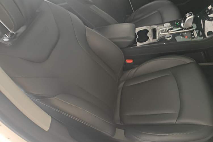 Used Chery Tiggo 8 2021 Kunpeng Edition 290TGDI Automatic Zhubfeng Version Right Front Seat