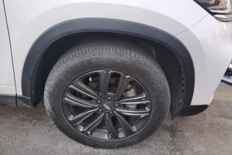Used Chery Tiggo 8 2021 1.5 TCI Manual Siberia Edition 7-Seater Right Front Wheel Hub