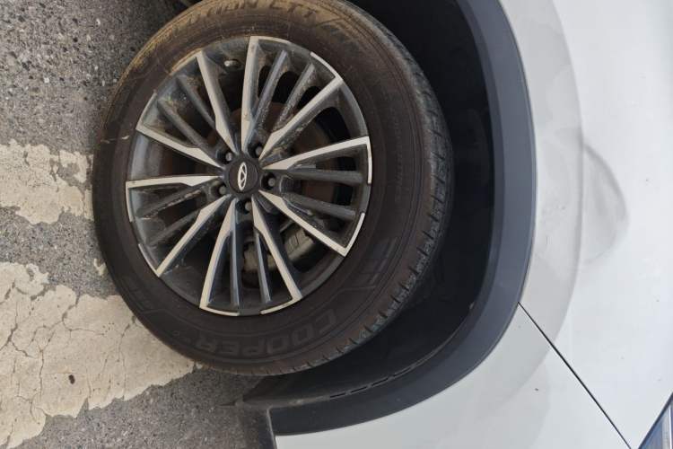 Used Chery Tiggo 8 2021 Kunpeng Edition 290TGDI Automatic Fuyao Version Right Front Wheel Hub