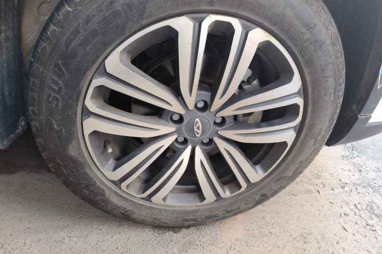 Used Chery Tiggo 8 2021 Kunpeng Edition 290TGDI Automatic Zhubfeng+ Version Right Front Wheel Hub
