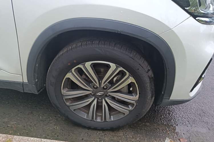 Used Chery Tiggo 8 2021 Kunpeng Edition 390TGDI Automatic Zhubfeng Version Right Front Wheel Hub