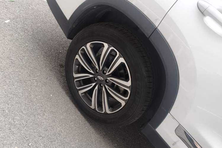 Used Chery Tiggo 8 2021 Kunpeng Edition 290TGDI Automatic Zhubfeng Version Right Rear Wheel Hub