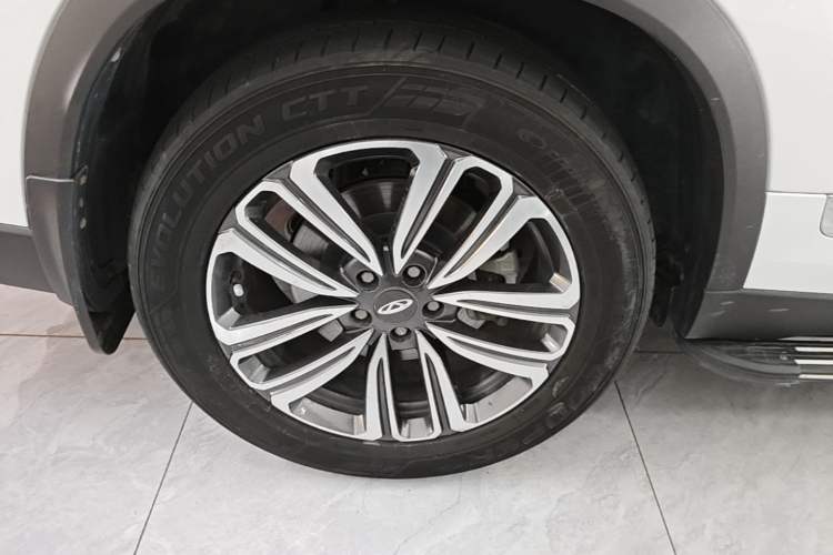 Used Chery Tiggo 8 2021 Kunpeng Edition 290TGDI Automatic Zhanchi Version Right Rear Wheel Hub