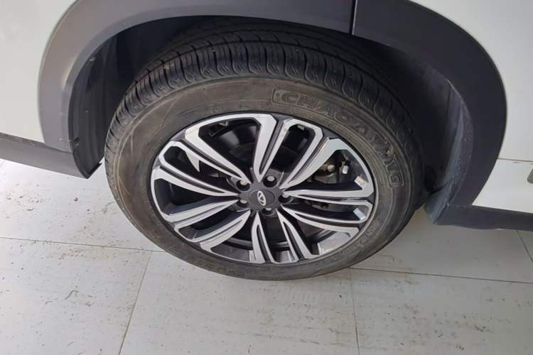 Used Chery Tiggo 8 2021 Kunpeng Edition 290TGDI Automatic Zhubfeng Version Right Rear Wheel Hub
