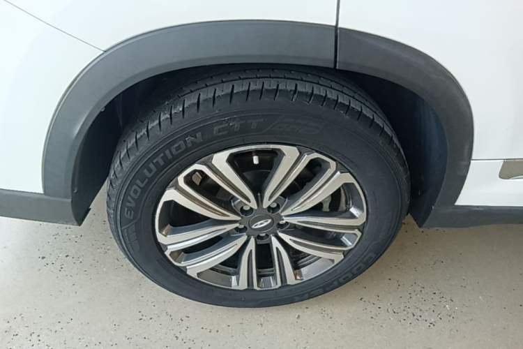 Used Chery Tiggo 8 2021 Kunpeng Edition 290TGDI Automatic Zhubfeng Version Right Rear Wheel Hub