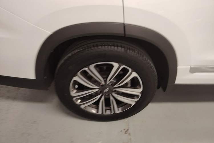 Used Chery Tiggo 8 2021 Kunpeng Edition 290TGDI Automatic Fuyao Version+ Right Rear Wheel Hub