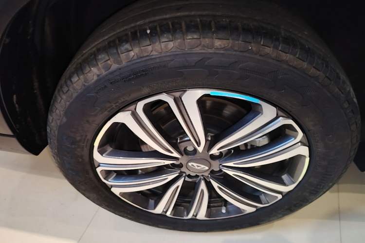 Used Chery Tiggo 8 2021 Kunpeng Edition 290TGDI Automatic Zhubfeng+ Version Right Rear Wheel Hub