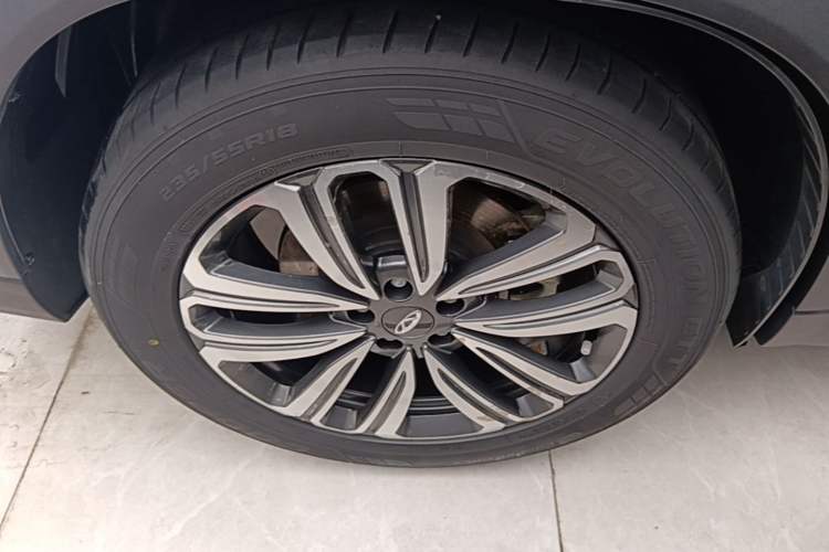 Used Chery Tiggo 8 2021 Kunpeng Edition 290TGDI Automatic Zhubfeng Version Right Rear Wheel Hub