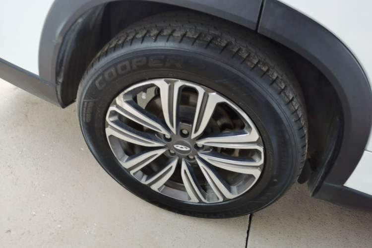 Used Chery Tiggo 8 2021 Kunpeng Edition 390TGDI Automatic Zhubfeng+ Version Right Rear Wheel Hub