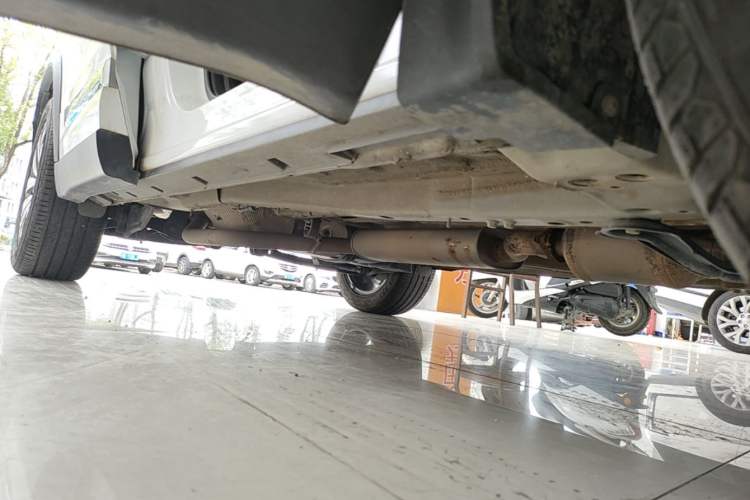 Used Chery Tiggo 8 2021 Kunpeng Edition 290TGDI Automatic Zhubfeng Version Right Side Sill