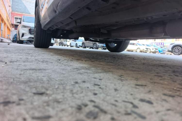 Used Chery Tiggo 8 2021 Kunpeng Edition 390TGDI Automatic Fuyao Version Right Side Sill