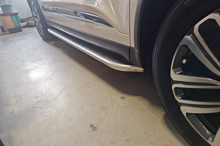 Used Chery Tiggo 8 2021 Kunpeng Edition 390TGDI Automatic Zhubfeng Version Right Side Sill