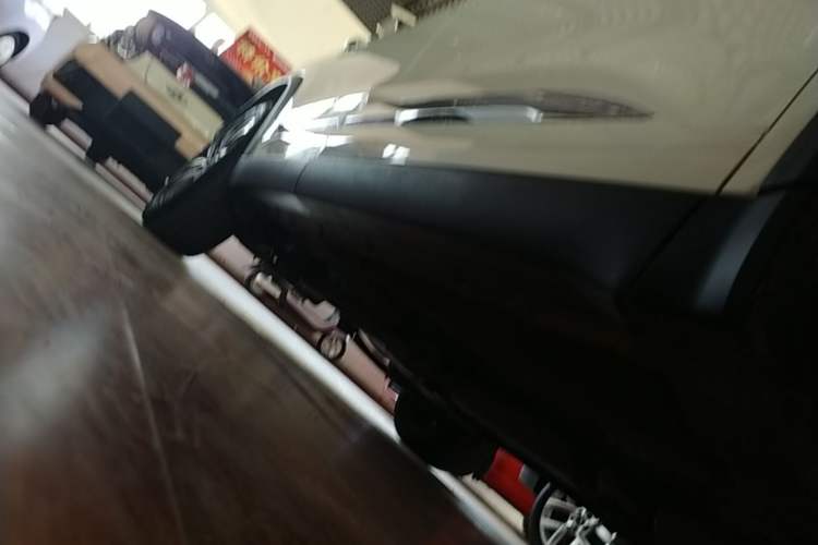 Used Chery Tiggo 8 2021 Kunpeng Edition 290TGDI Automatic Zhubfeng Version Right Side Sill