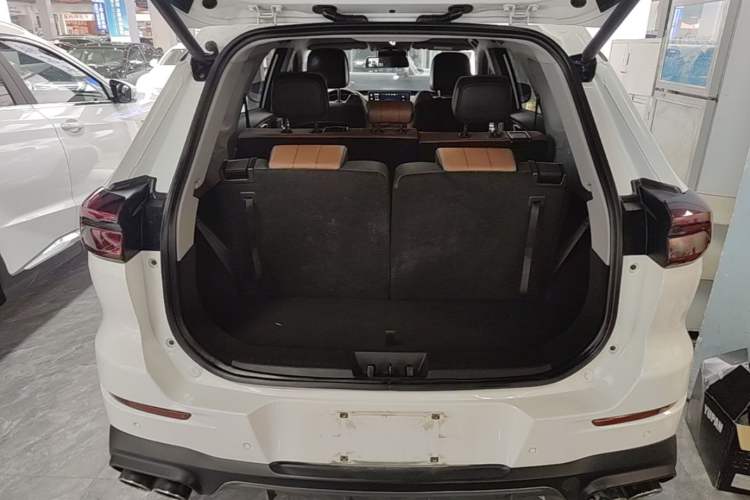 Used Chery Tiggo 8 2021 Kunpeng Edition 390TGDI Automatic Fuyao Version Trunk