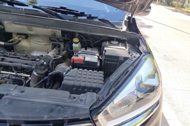 Used Chery Tiggo 8 2022 1.5 TCI Manual Special Edition 7-Seater Engine Bay Left