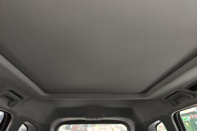 Used Chery Tiggo 8 2022 1.5 TCI Automatic Exclusive Edition 7-Seater Headliner