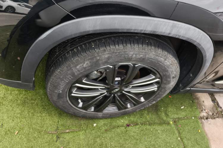 Used Chery Tiggo 8 2022 1.5 TCI Automatic Exclusive Edition 7-Seater Left Front Wheel Hub