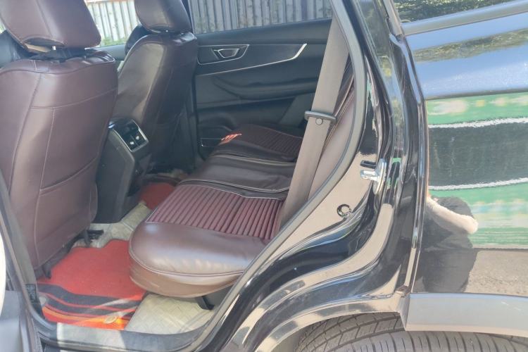 Used Chery Tiggo 8 2022 1.5 TCI Manual Special Edition 7-Seater Left Rear Seat
