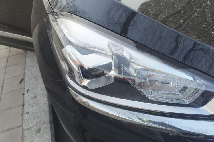 Used Chery Tiggo 8 2022 1.5 TCI Manual Special Edition 5 Seats Right Front Headlight