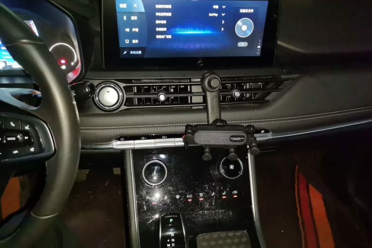 Used Chery Tiggo 8 2022 1.5 TCI Automatic Exclusive Edition 5 Seats Audio And AC Panel
