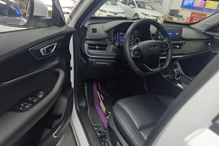 Used Chery Tiggo 8 2022 1.5 TCI Automatic Exclusive Edition 5 Seats Driver Seat