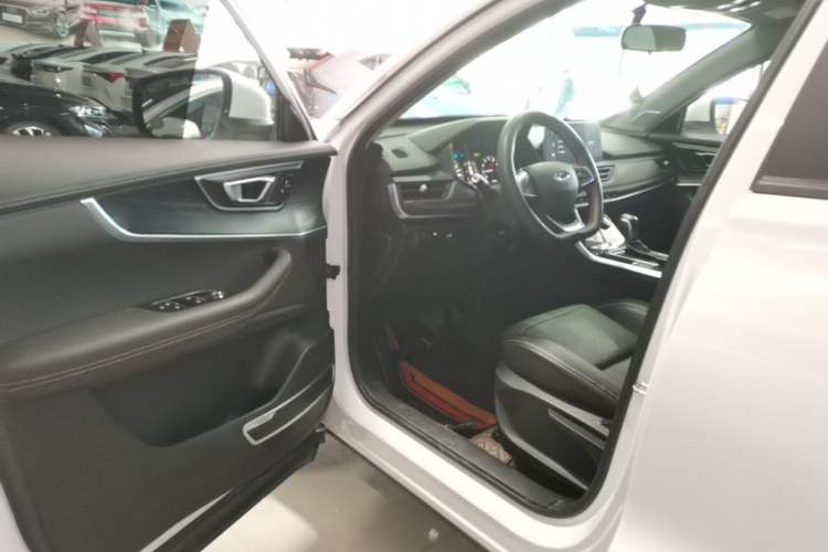 Used Chery Tiggo 8 2022 1.5 TCI Automatic New Dynamic Edition 5 Seats Driver Seat
