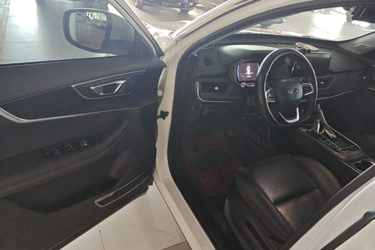 Used Chery Tiggo 8 2022 1.5 TCI Automatic Prestige Edition 5-Seater Driver Seat