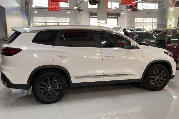 Used Chery Tiggo 8 2022 1.5 TCI Automatic Exclusive Edition 7-Seater Exterior 2