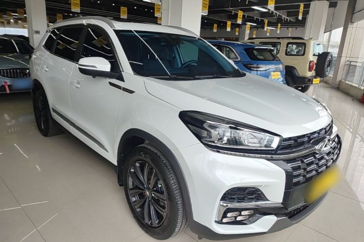 Used Chery Tiggo 8 2022 1.5 TCI Automatic Exclusive Edition 7-Seater Front Right 45 Deg