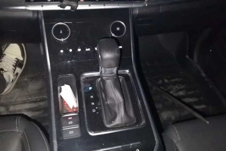 Used Chery Tiggo 8 2022 1.5 TCI Automatic New Dynamic Edition 5 Seats Gear Lever