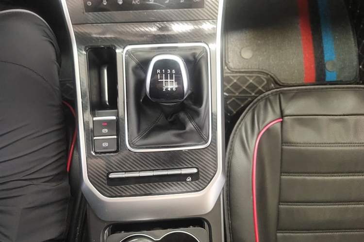 Used Chery Tiggo 8 2022 1.5 TCI Manual Special Edition 5 Seats Gear Lever