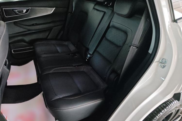 Used Chery Tiggo 8 2022 1.5 TCI Automatic Exclusive Edition 7-Seater Interior 1