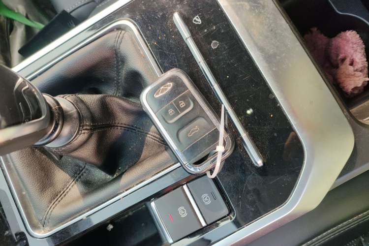 Used Chery Tiggo 8 2022 1.5 TCI Manual Special Edition 5 Seats Interior 1